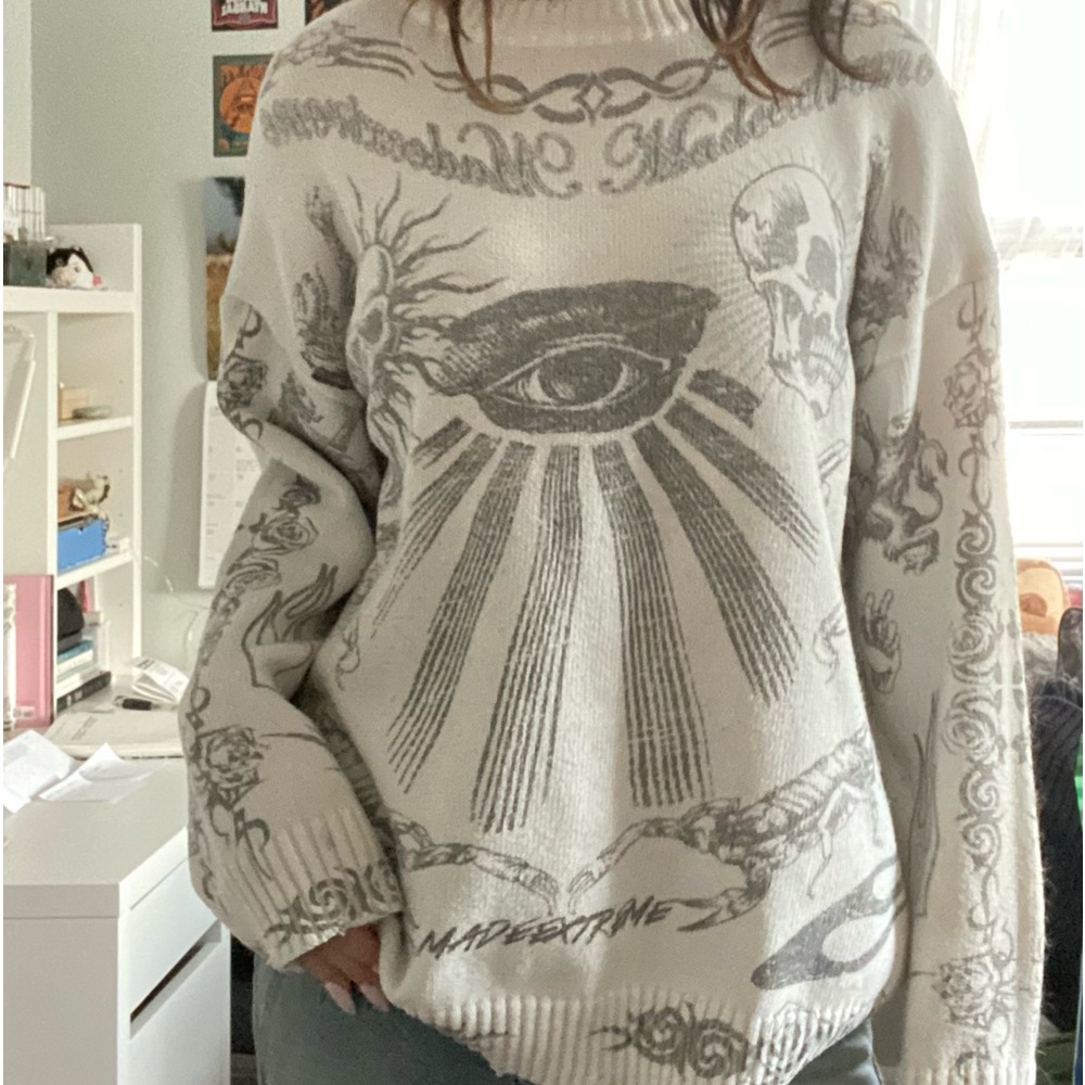 Oversized Grunge Sweater.